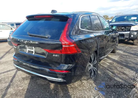 2023 Volvo Xc60 B5 Ultimate Bright Theme from USA, damaged, VIN YV4L12RA3P1383371